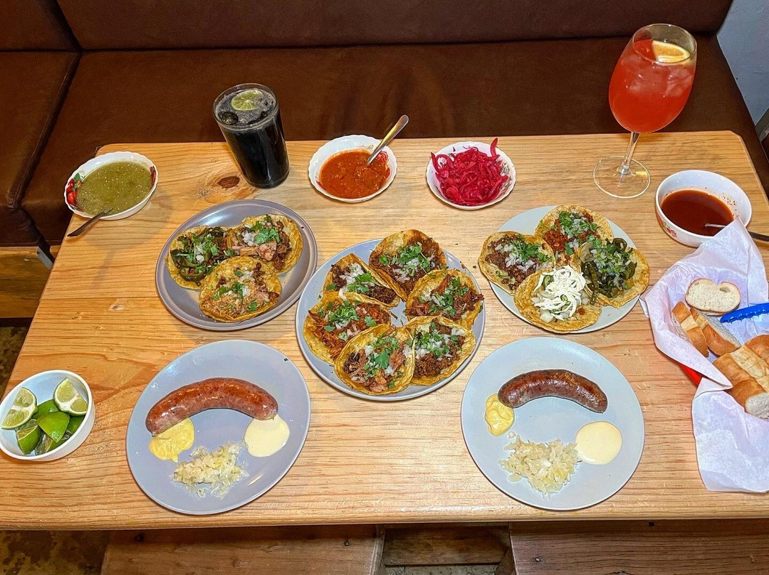 包含西亚卡姆在公牛比赛中势不可挡波尔图围绕荷甲完成体检，媒体一致点评：国际比赛日圣安东尼奥马刺备战欧篮联的词条