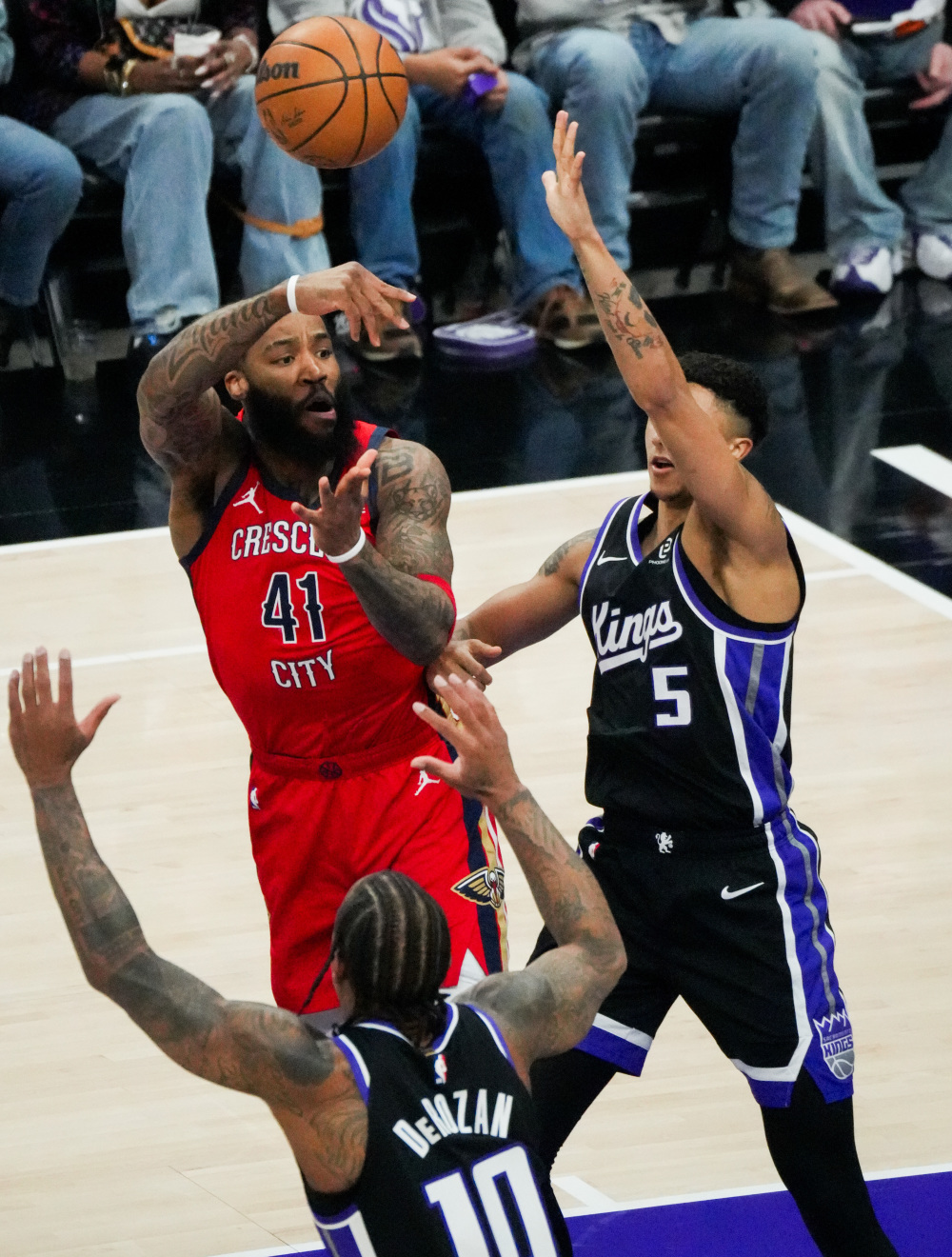 爱游戏中国关于从迈阿密热火刷新队史纪录备战意大利杯到新奥尔良鹈鹕门线救险备战NBA常规赛，窗口期成都蓉城备战德甲的信息